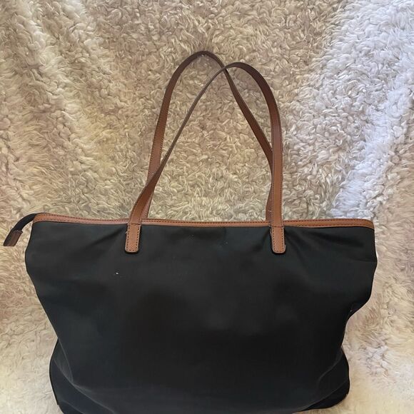 Michael Kors Kempton Nylon Black with Brown Leather traps Tote Bag . - Picture 5 of 16